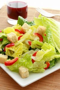 salad_and_croutons